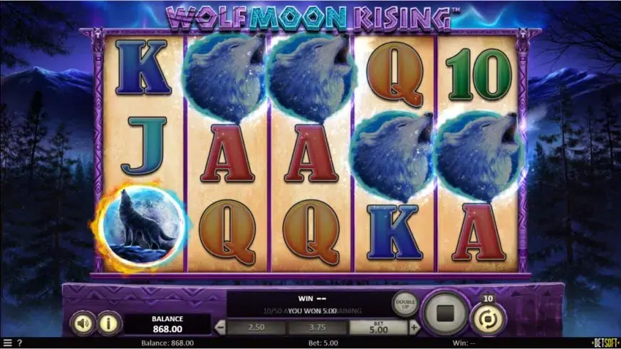 Wolf Moon Rising slot screenshot 3