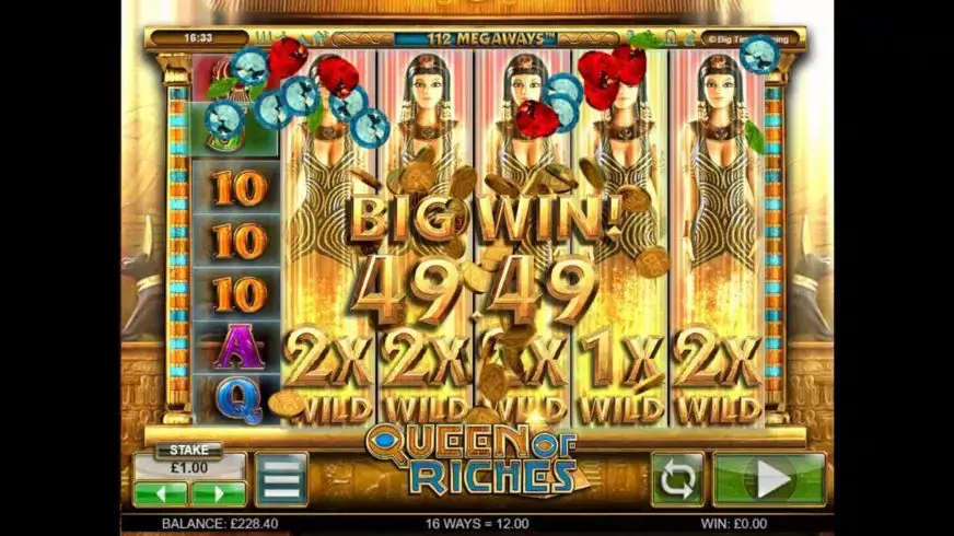 Queen of Riches slot screenshot 2