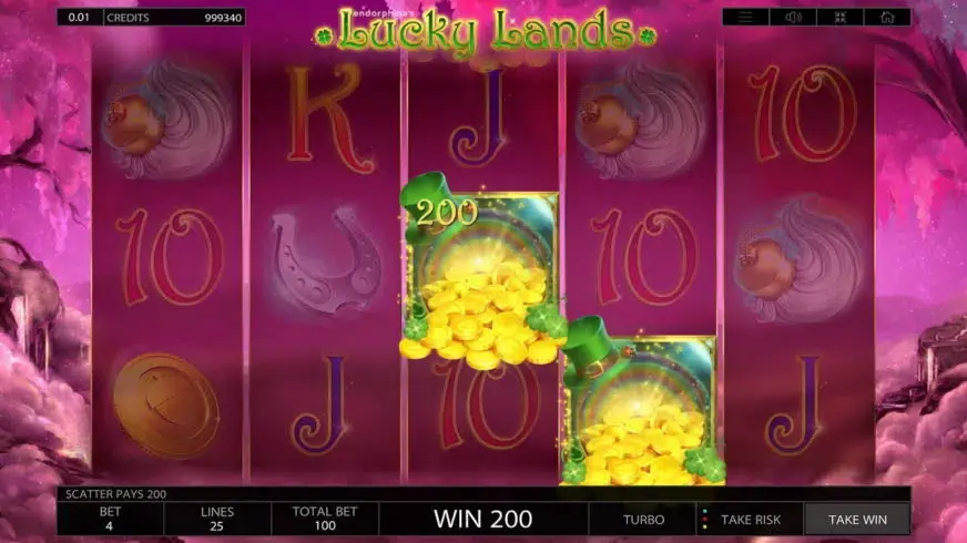 Lucky Lands slot screenshot 1