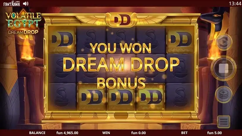 Volatile Egypt Dream Drop slot screenshot 4