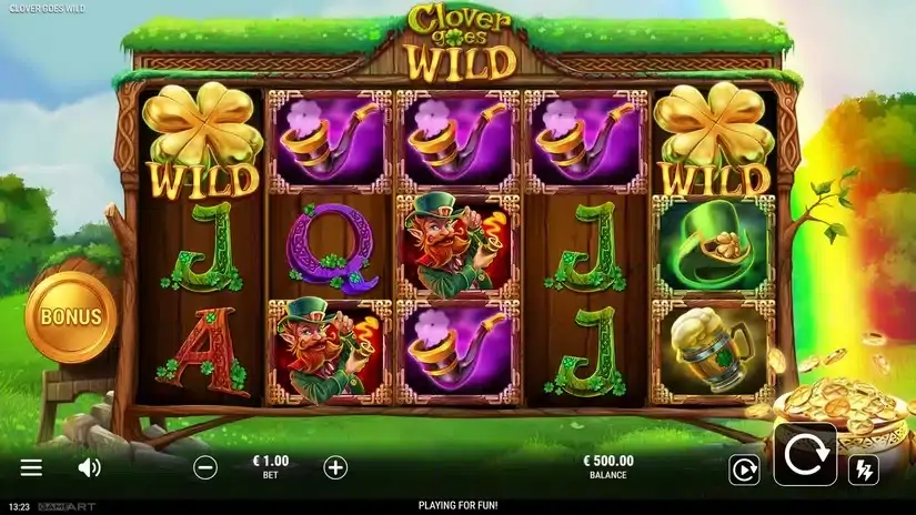 Clover Goes Wild slot screenshot 1