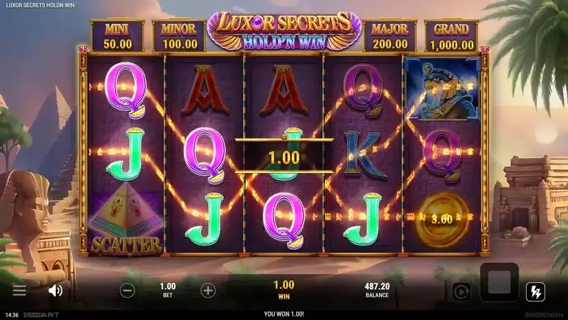 Luxor Secrets Hold’n Win slot screenshot 3