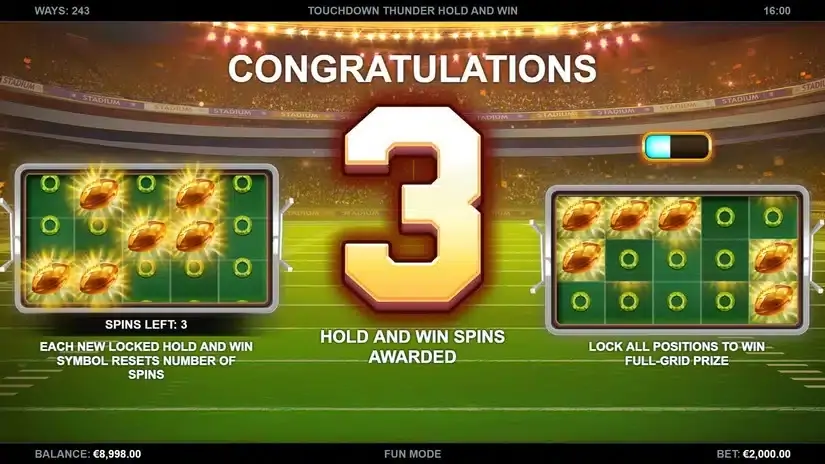Touchdown Thunder Hold and Win slot screenshot 3