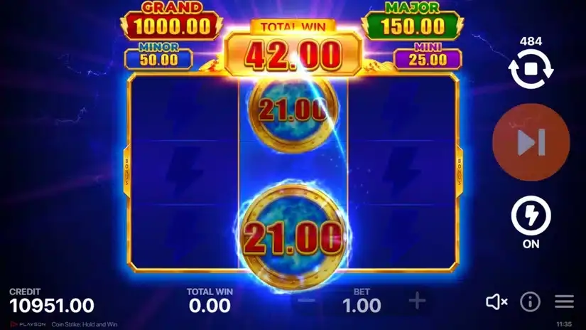 Coin Strike: Hold and Win slot screenshot 
