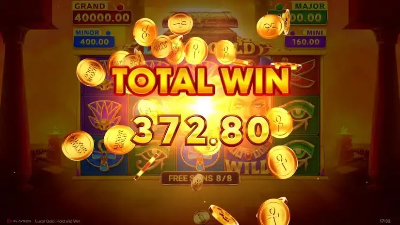 Luxor Gold: Hold and Win slot screenshot 