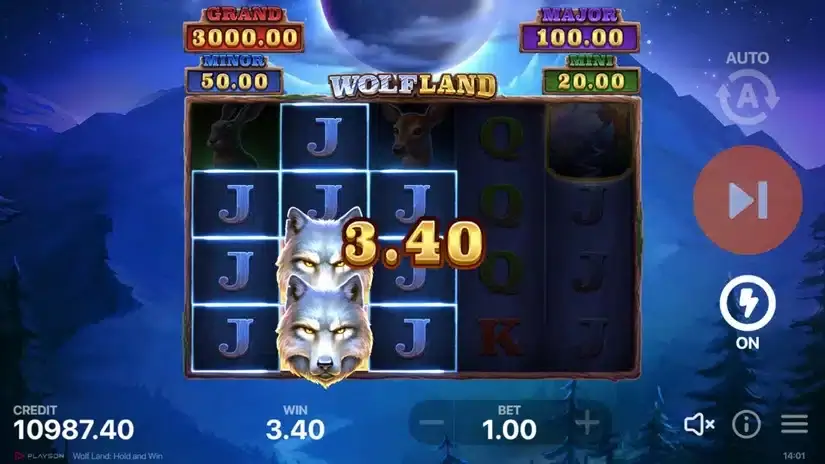 Wolf Land: Hold and Win slot screenshot 2