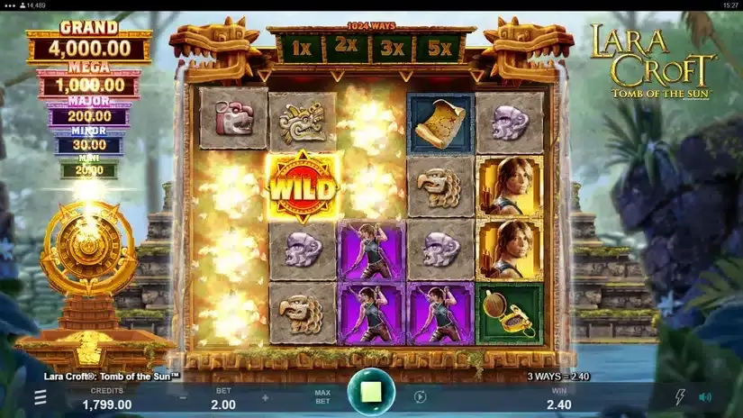 Lara Croft Tomb of the Sun slot screenshot 2