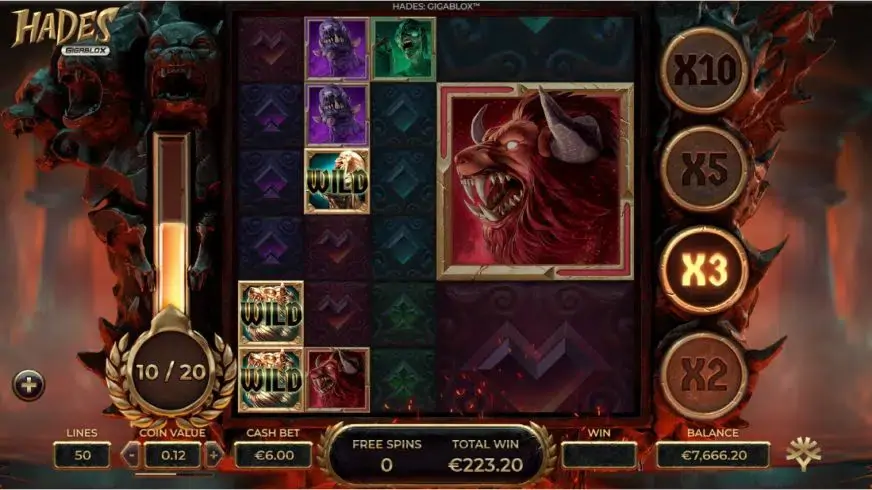 Hades Gigablox slot screenshot 6